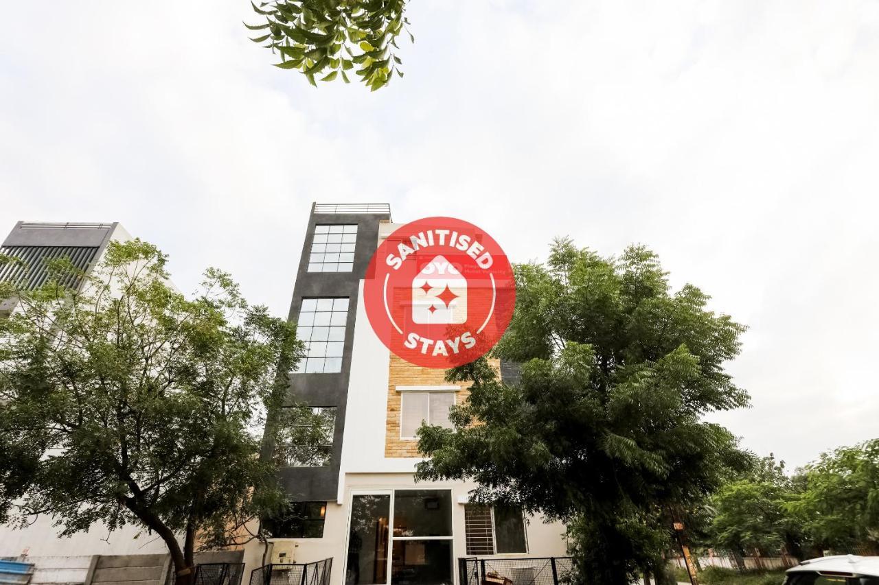 Oyo Flagship 30861 Hotel Velocity Vijay Nagar Indore Exterior photo